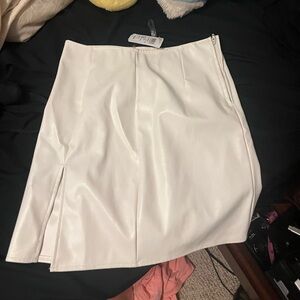 WINDSOR SKIRT OPEN TO ANY OFFER